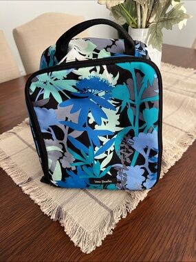 Vera Bradley Teal and Black Floral Lunch Tote